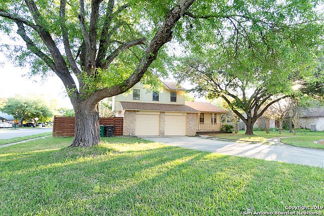 1st image of 6202 Applewest Cir