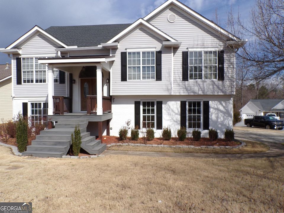 1st image of 125 Jackson Bluff Ct
