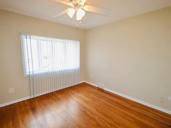 3rd image of 2420 N 75th Ct
