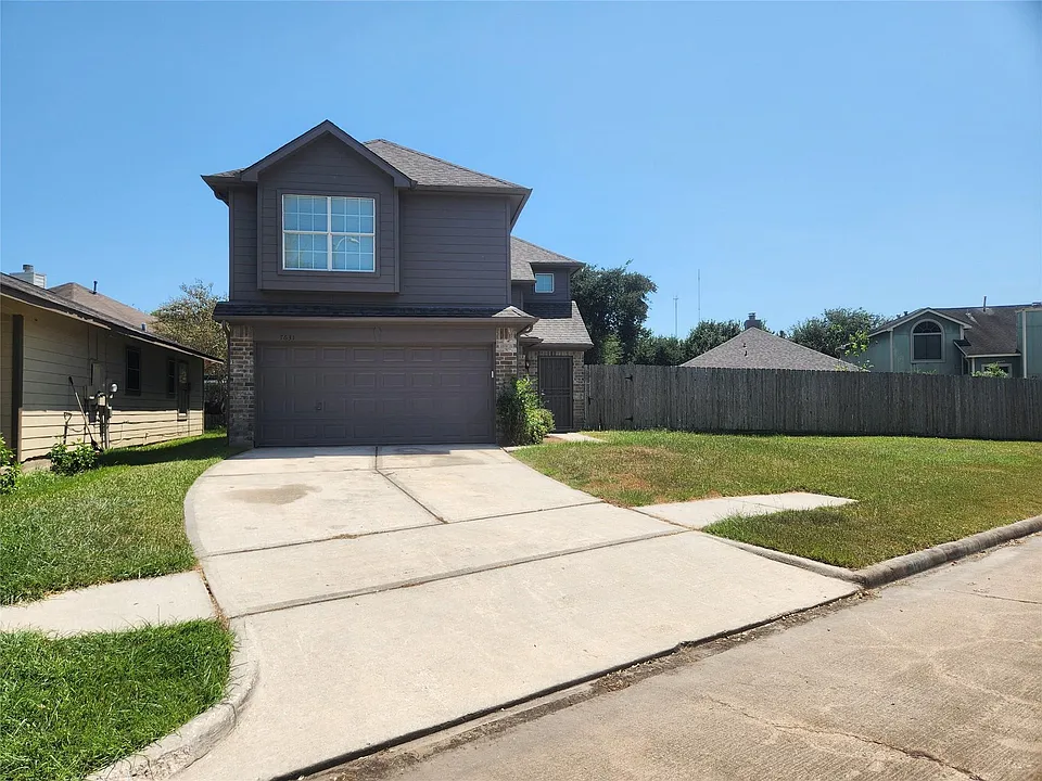 7631 Goudin Dr