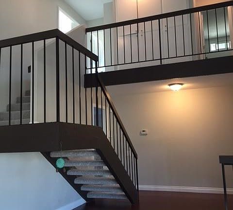 3rd image of 12615 Oakthorn Ln