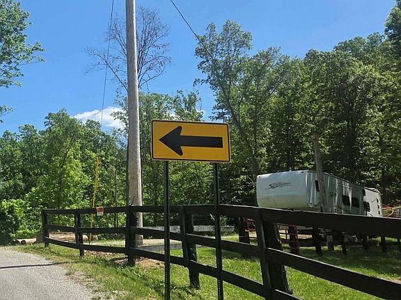 3rd image of 529 Rapp Hollow Rd