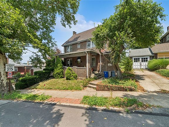 2nd image of 6021 Hampton St