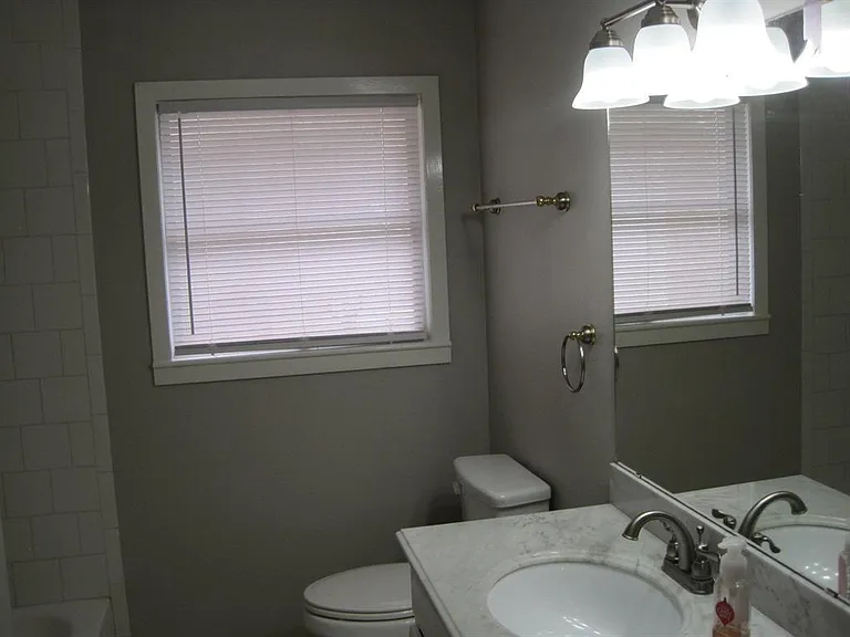 1124 Lawrence St — Photo 8