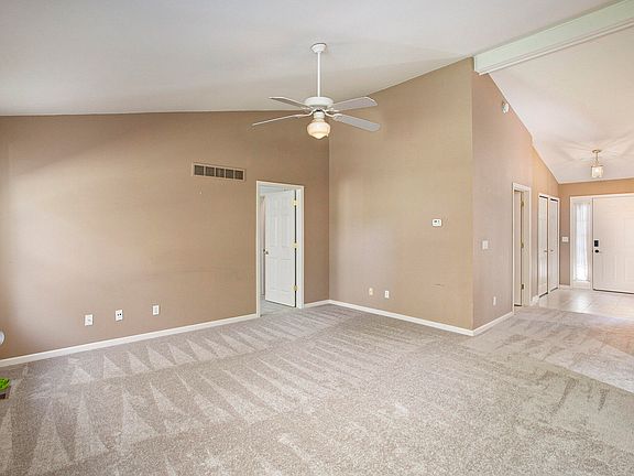 4th image of 1884 N Kenwyck Dr