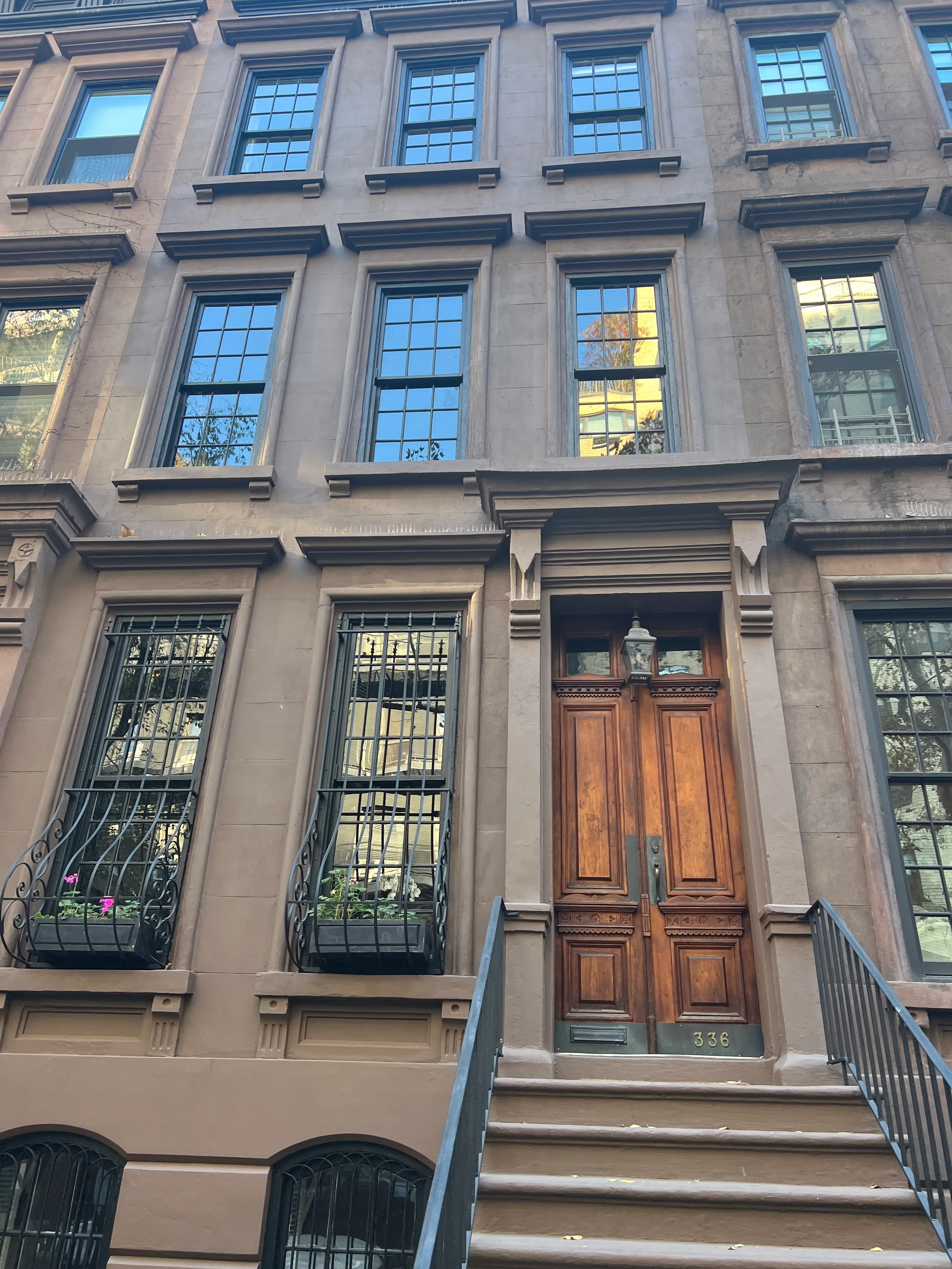 336 East 69th Street in Lenox Hill : Sales, Rentals, Floorplans