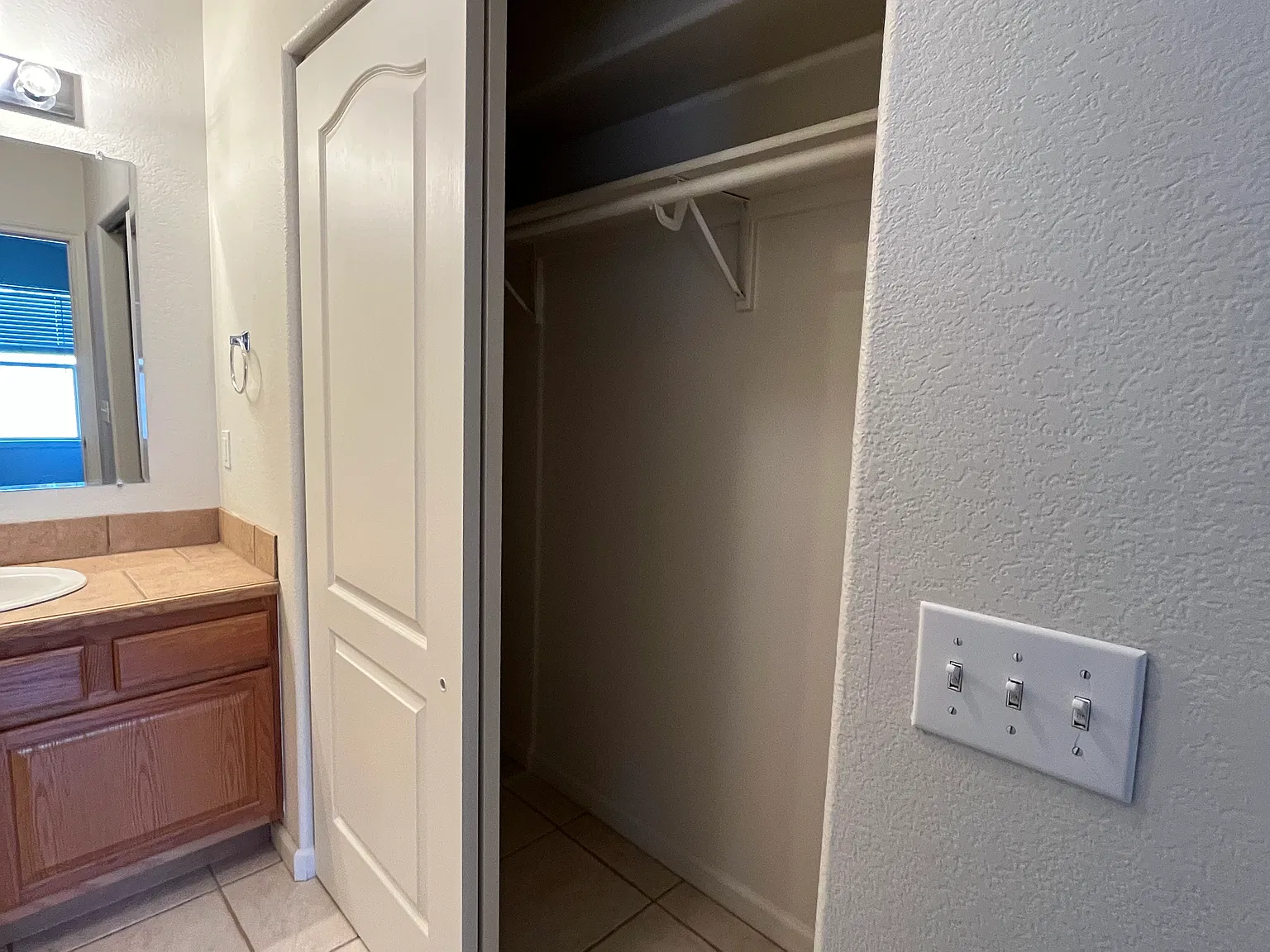 4 bed, 2.5 bath, 1710 sqft, $2,500 — Photo 1