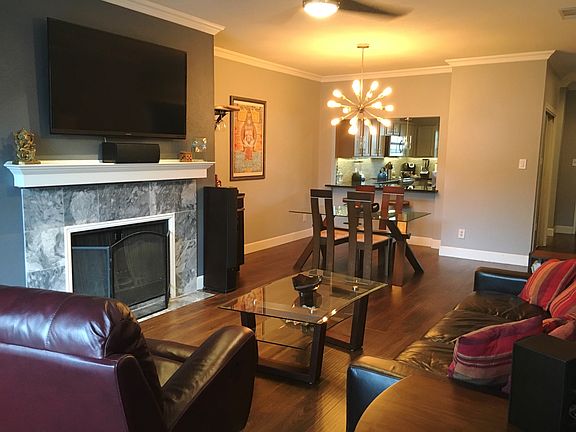 Living & Dining Area