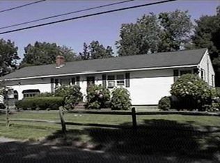 22 Applewood Ln, Methuen, MA 01844