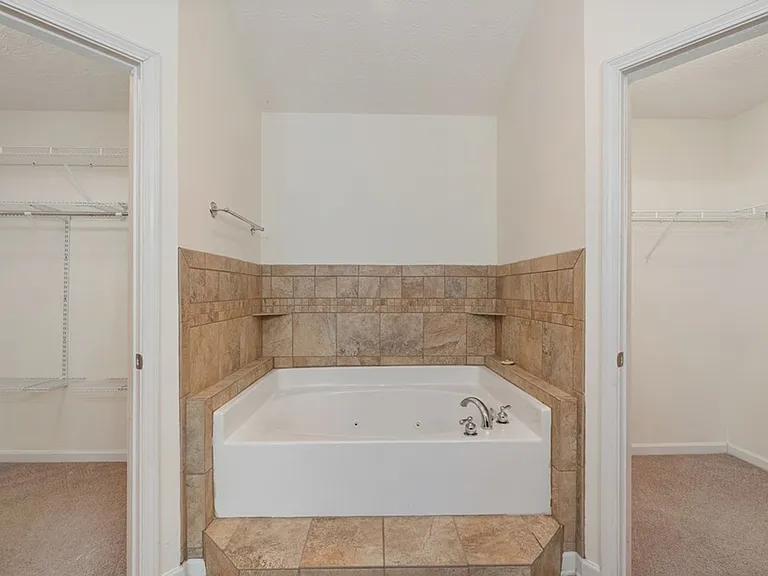 5186 Freedom Ridge Ct — Photo 16