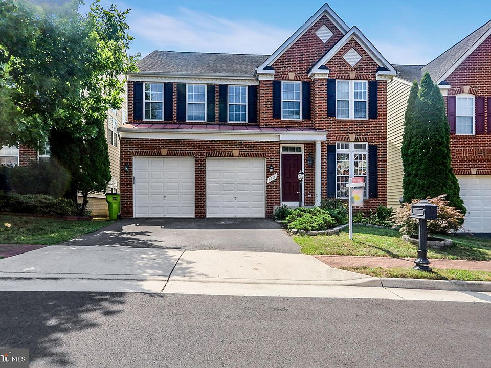 1st image of 9917 E Hill Dr