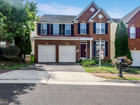 9917 E Hill Dr, Lorton, VA 22079