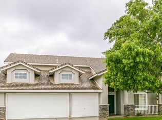 3302 Caspian Dr, Palmdale, CA 93551