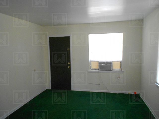 2nd image of 123 7th Ave S