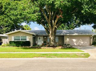 1435 Ambassador Dr, Clearwater, FL 33764