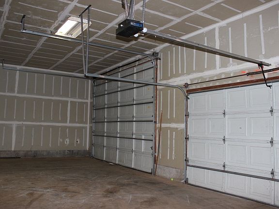 2nd image of 5576 Cold Springs Dr