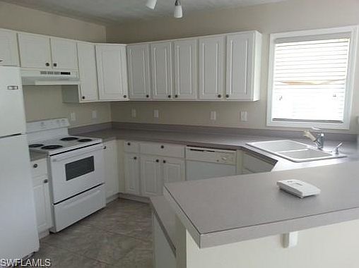 2nd image of 525 Leawood Cir