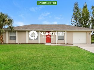 3007 7th St SW, Lehigh Acres, FL 33976