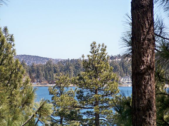Peek lakeviews and mtn views from living room, kitchen, dining, deck, & by