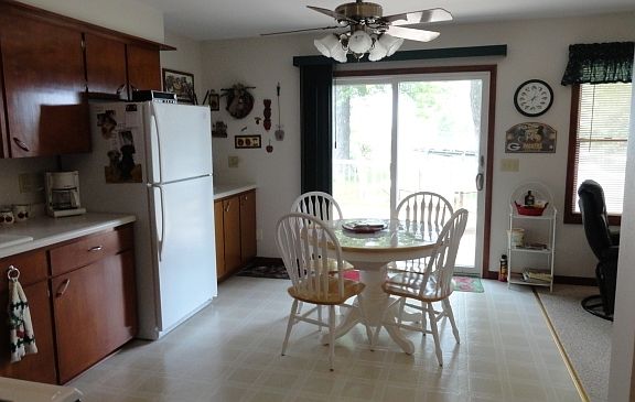 4th image of 4945 Rivermoor Dr