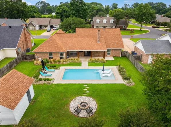 791 Whitfield Dr, Natchitoches, LA 71457