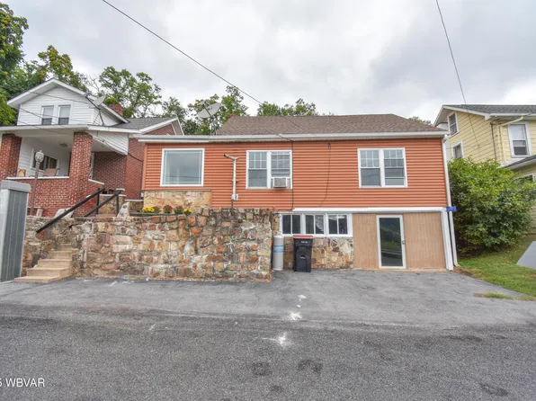 72 Lockport Hts, Lock Haven, PA 17745