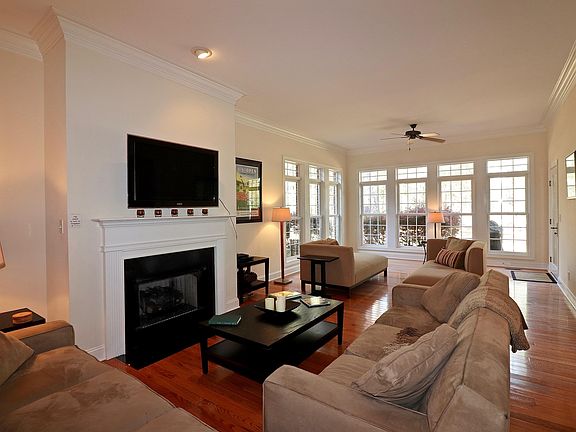 5th image of 109 Juniper Creek Blvd