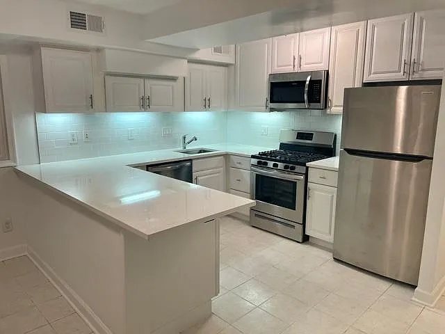 2812 Connecticut Ave NW #2 — Photo 6