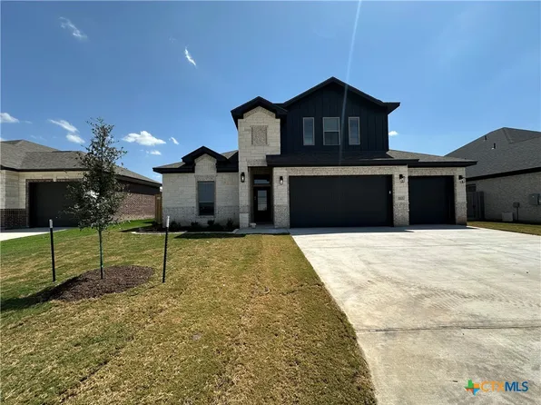 613 Golden Eagle Dr, Salado, TX 76571