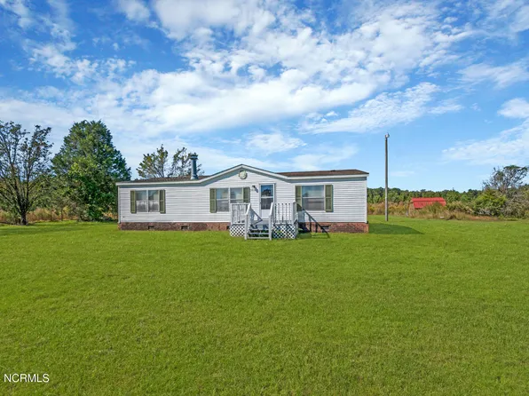 5902 Emma Cannon Road, Ayden, NC 28513