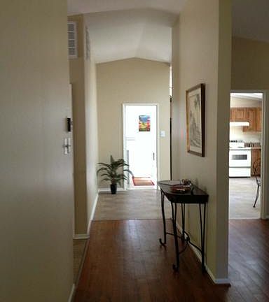 4th image of 1526 Hiddenbrook Dr