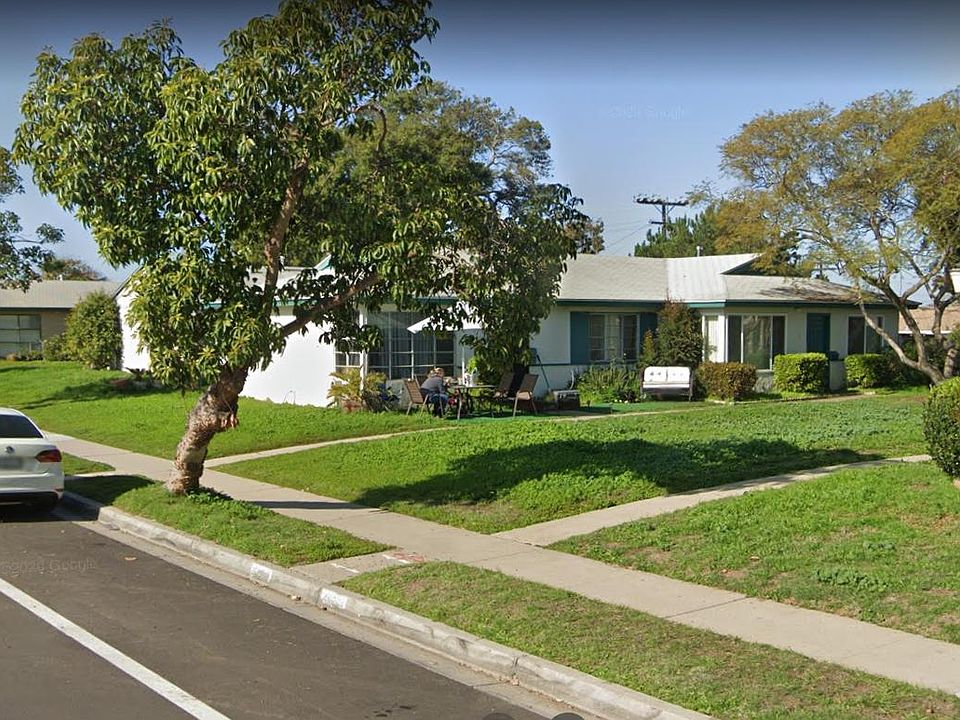 1st image of 4954 Clairemont Sq