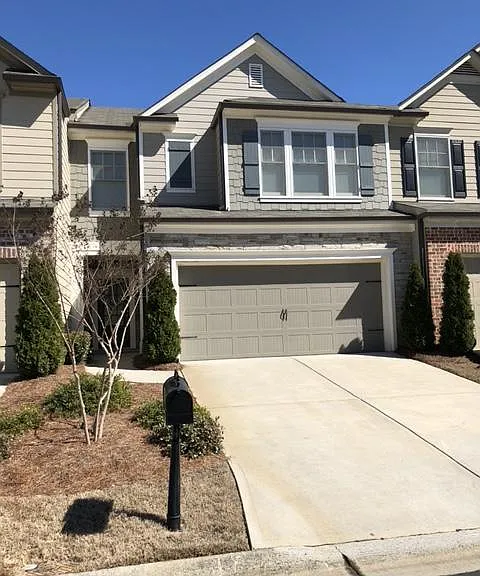 1295 Township Cir — Photo 1