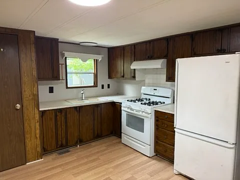 W6789 Hoop Dr — Photo 3
