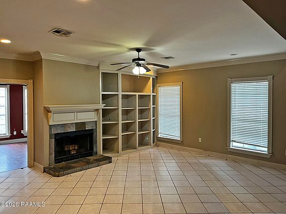 4th image of 500 Austria Rd