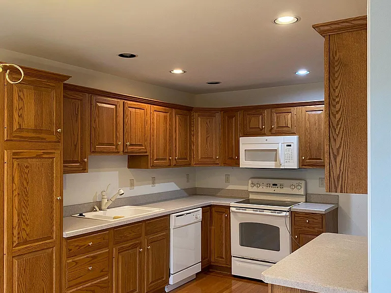 5205 Winthrop Ave — Photo 4