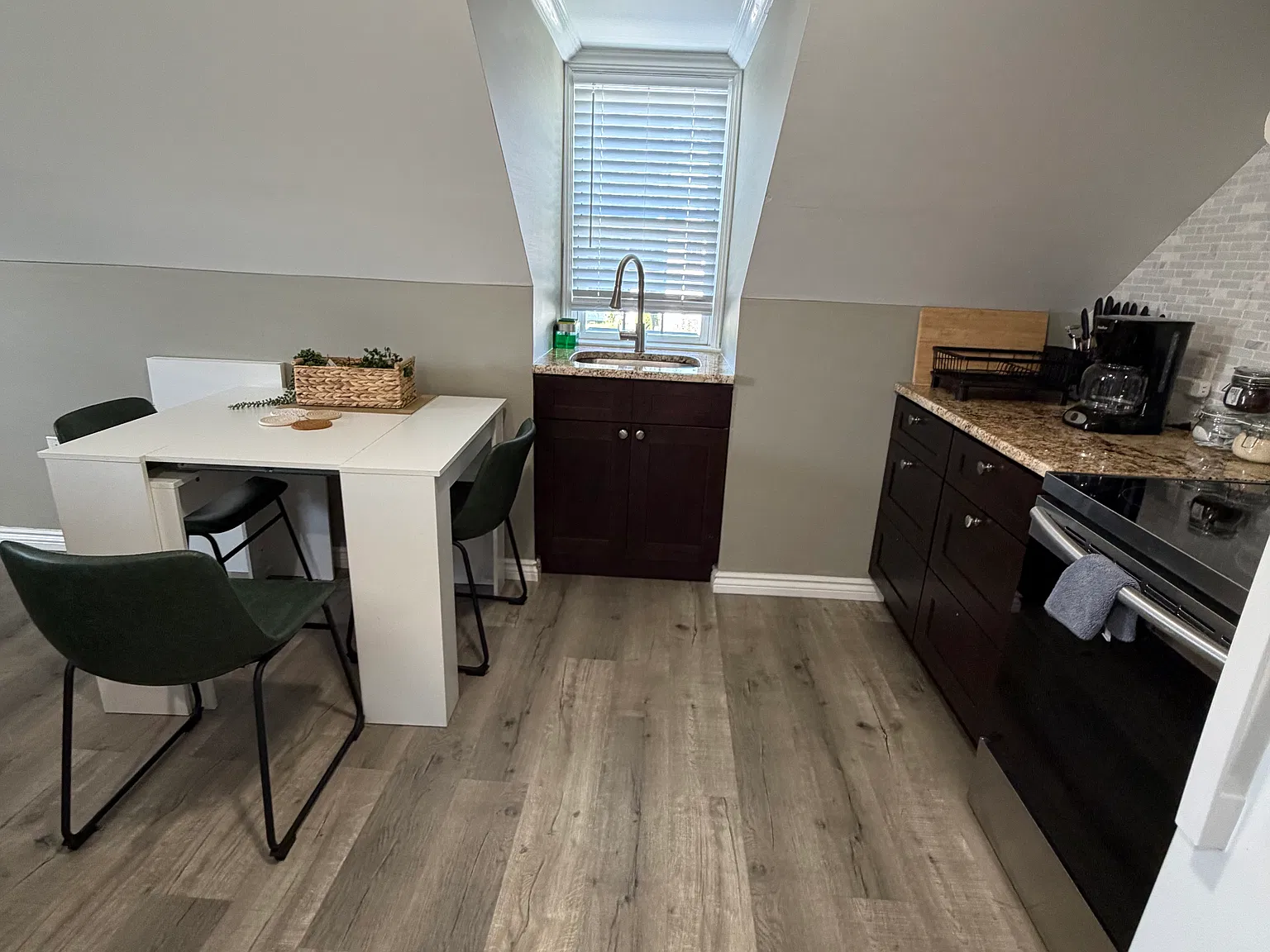 1 bed, $2,500 — Photo 2