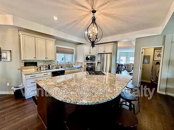 3rd image of 1 Royal Pine Dr #631