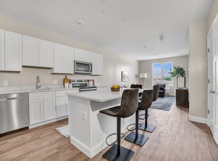 127 Centre St #206, Brockton, MA 02302