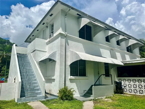 1260 NE 115th St #2, Miami, FL 33161