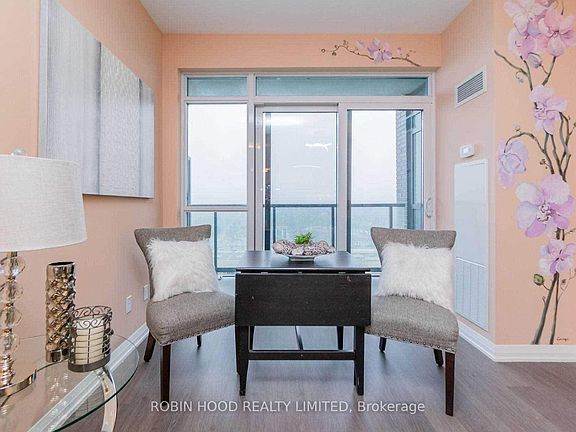 4th image of 65 Oneida Cres #1508