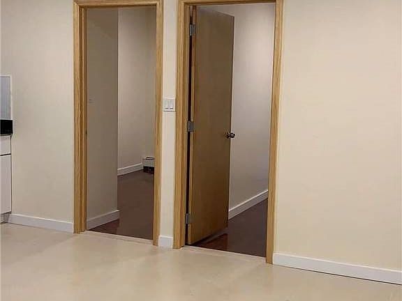 3rd image of 104-18 Jamaica Ave Floor 2