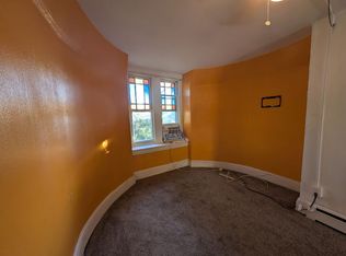 835 W Marshall St APT 6, Norristown, PA 19401