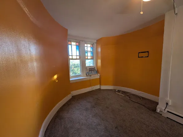 835 W Marshall St APT 6, Norristown, PA 19401