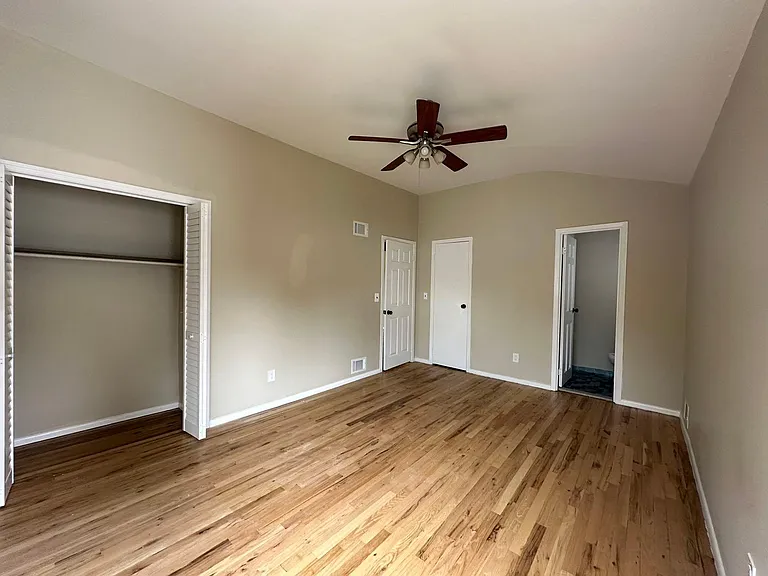 101 Brookfield Ave #2 — Photo 5