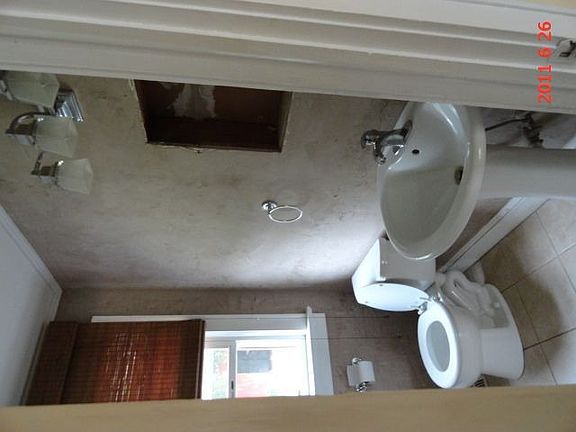 4th image of 316 E Randall Ave