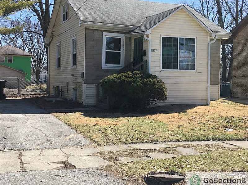1st image of 14957 Perry Ave