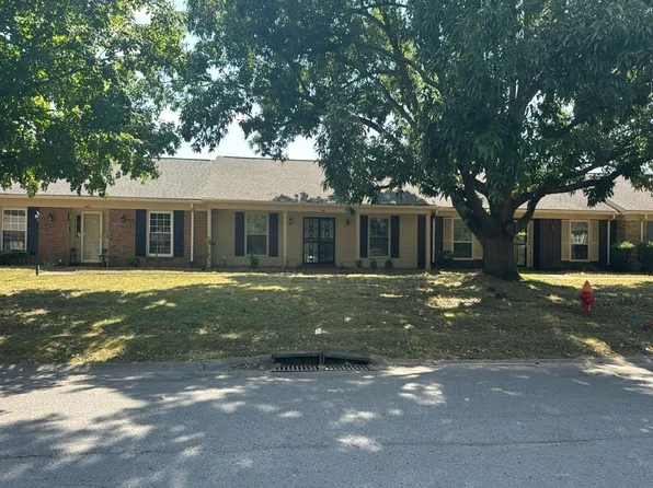 961 Todd Preis Dr, Nashville, TN 37221