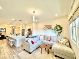 3880 W Kent Ave UNIT 3, Santa Ana, CA 92704