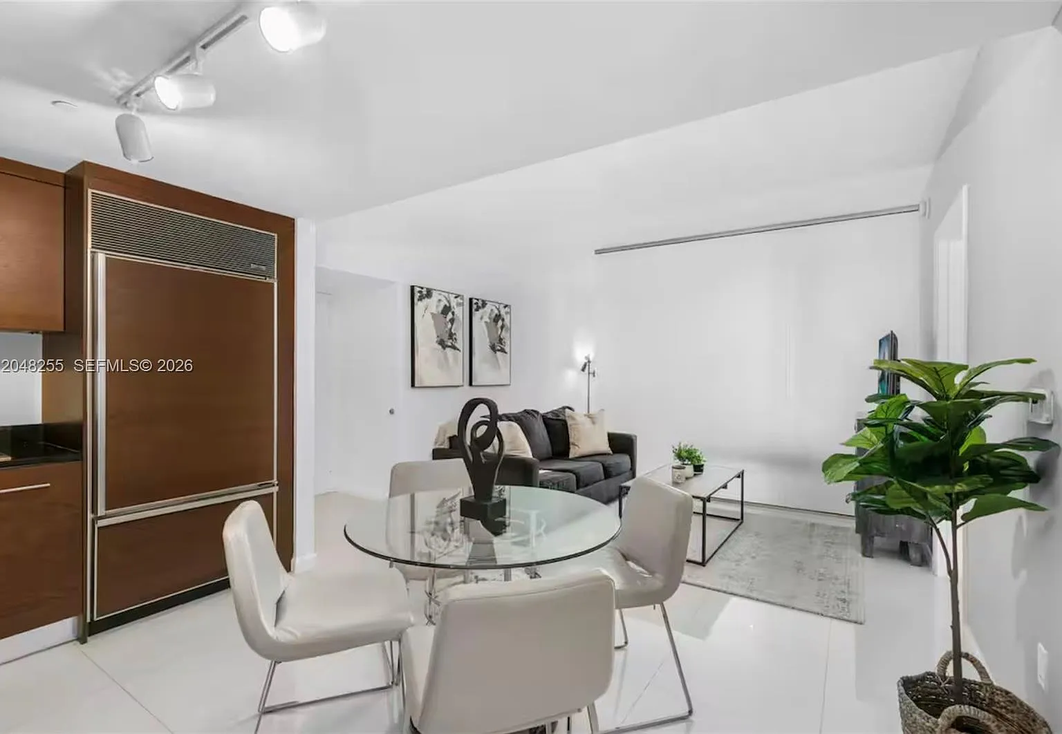 Icon Brickell Condo No 3 — Photo 4